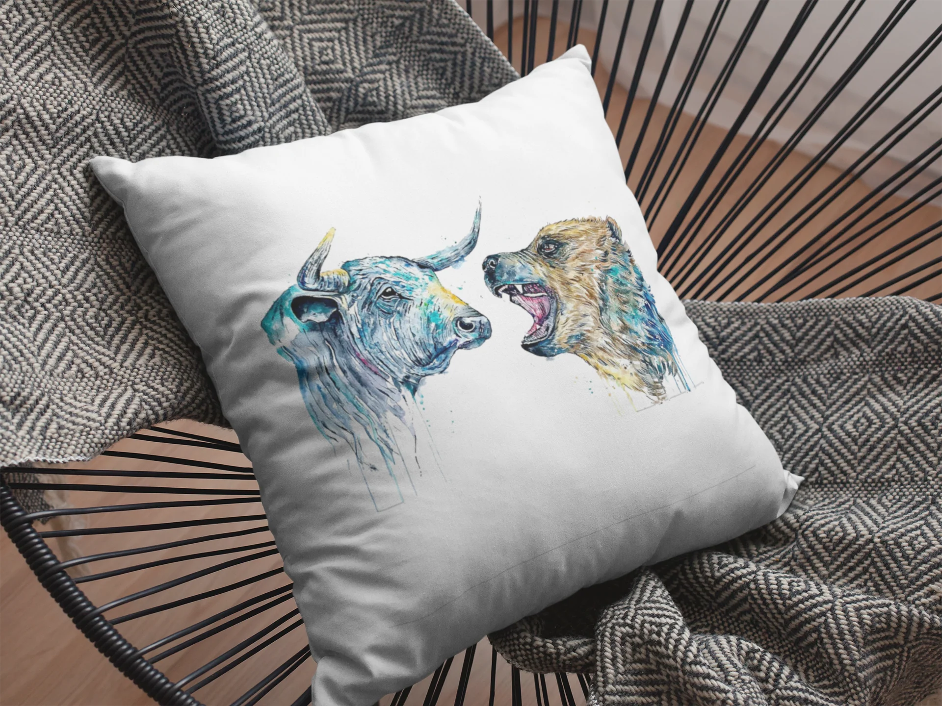Bull And  Bear Printed Cushion - Image 2