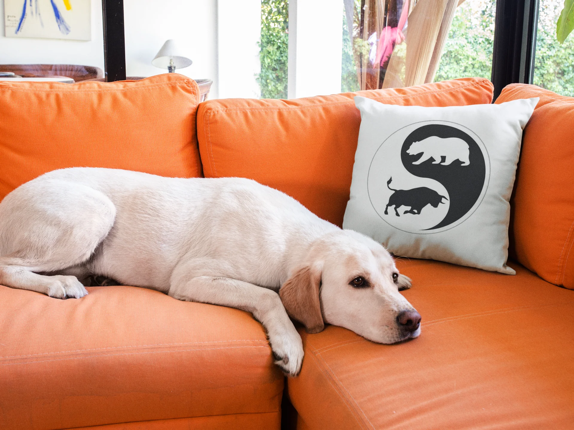 Bull Vs Bear Printed Cushion - Image 3